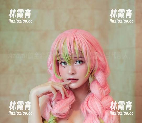 Azami的全套写真让布莱默顿想请她当代言人，顺便教我拍照！