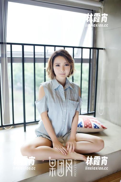 GIRLT果团网 - 哎呀，Miss琪的白丝美图来啦！在线鼻血警报！