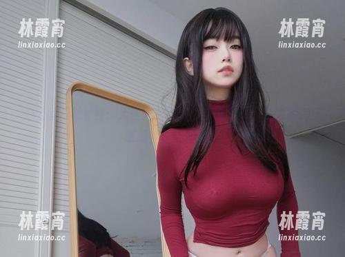 办公室里的K酱：无圣光、原图，职场与个人魅力的完美邂逅，谁能拒绝？