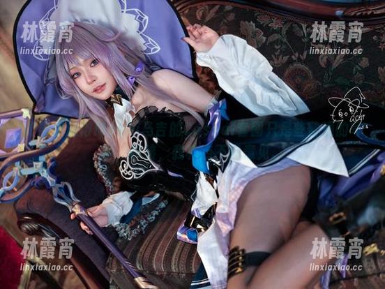 Machi马吉 如果你觉得Machi马吉的Casual套图只是些普通的写真,咳咳,我有点不同意见。