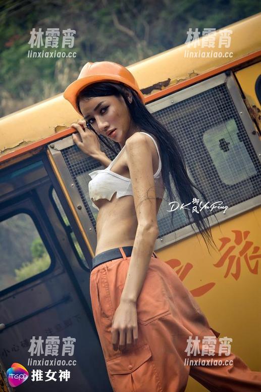 TGOD推女神 - 看！网上的奶牛小姐姐，莫雅淇又在给我们带来美图了！