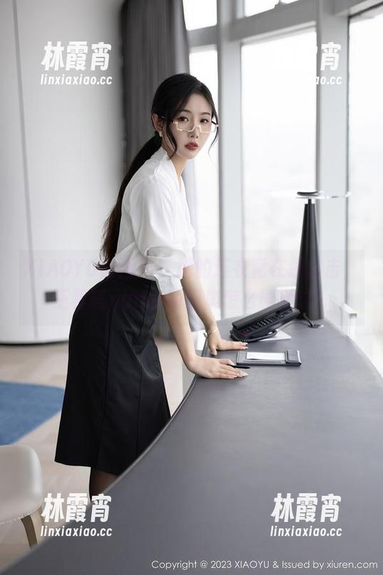 XIAOYU语画界 - 她的连衣裙在线出击，王馨瑶yanni的图集怎么能错过？