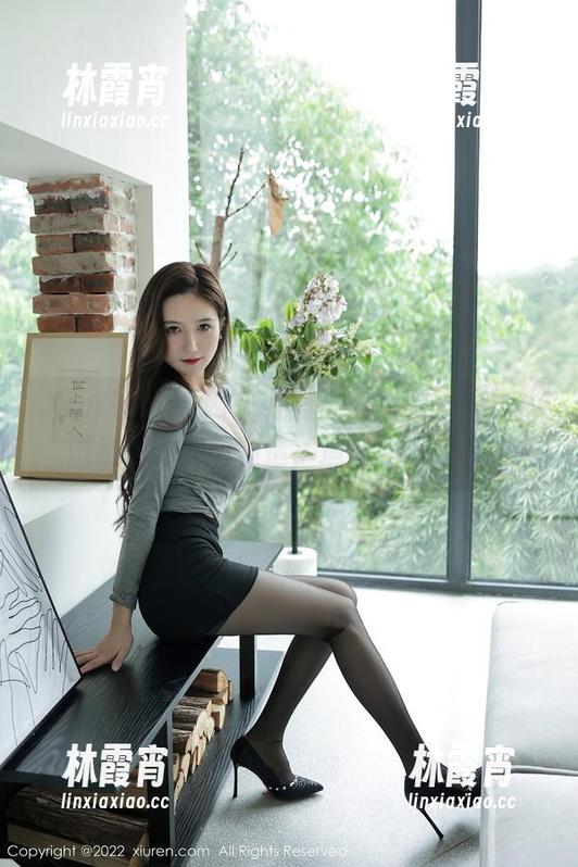 Xiuren秀人网 - 红裙让人沉醉，Elise谭晓彤的图包精选，适合脑洞大开…