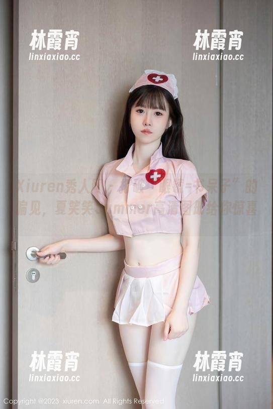 Xiuren秀人网 - 打破“眼镜=书呆子”的偏见，夏笑笑Summer高清图册给你惊喜。