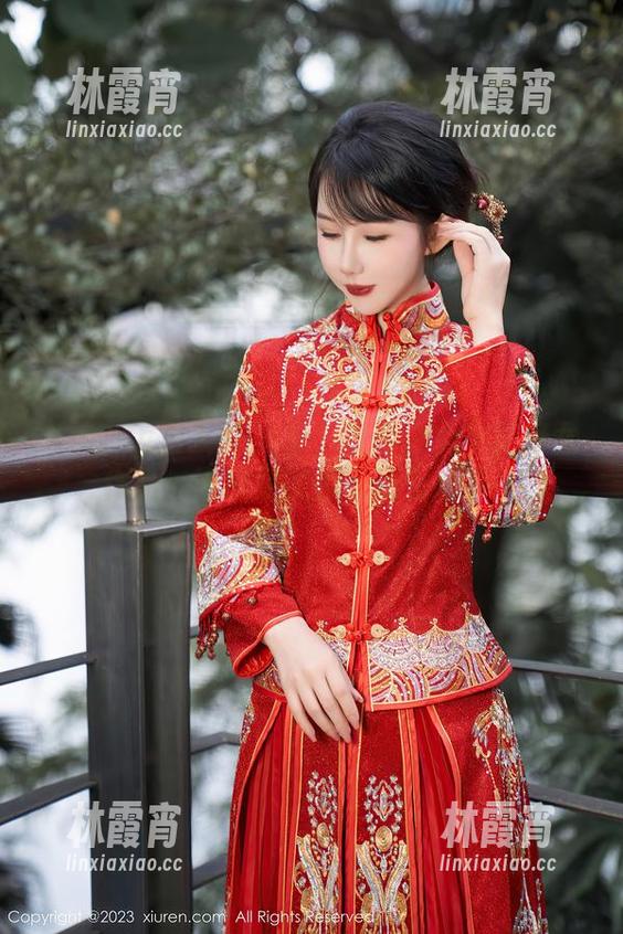 Xiuren秀人网 - 看！西希白兔私房修女作品：不只是衣服，还有心事！