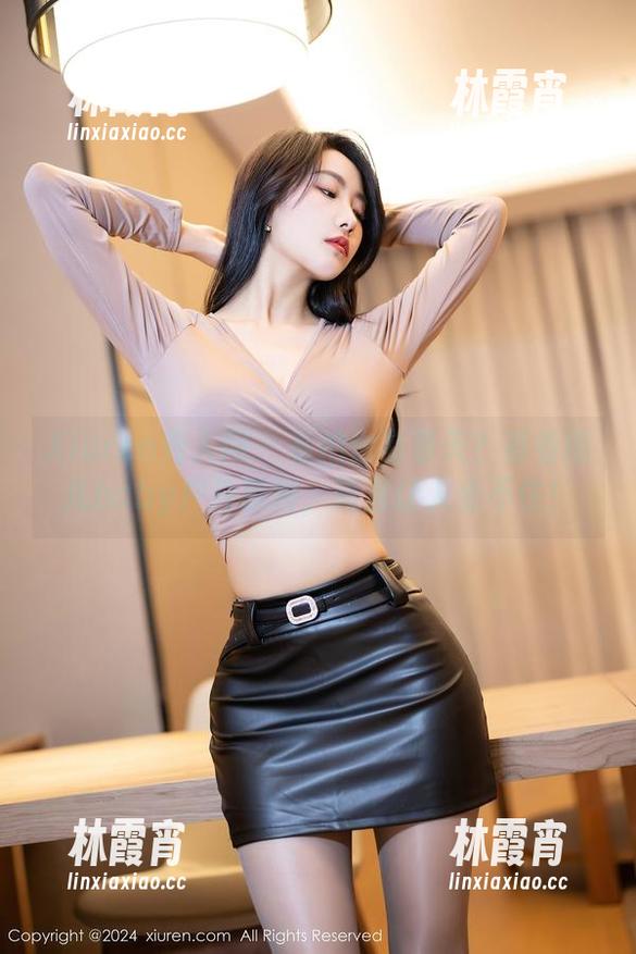 Xiuren秀人网 - 私拍也有春天？看看雨儿baby户外原图，简直让人坐不住！