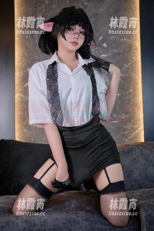 ZinieQ又来了！这组ZoeRayne的原图简直太迷人了，可以一直盯着不放！