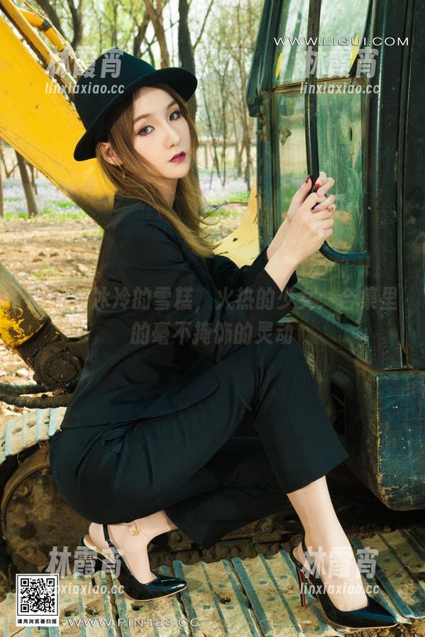 丽柜 - 冰冷的雪糕，火热的少女：合集里的毫不掩饰的灵动