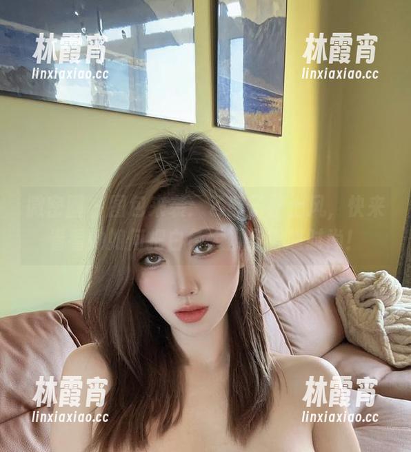 微密圈 - 图包来袭：乙醇子护士风，快来看看她如何把白色大褂穿得超时尚！
