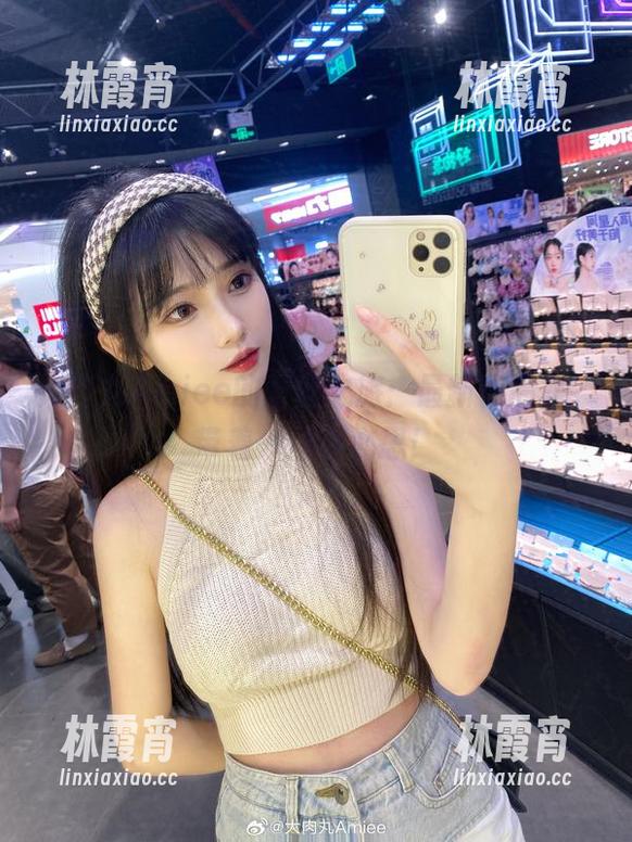 大肉丸Amiee的蕾丝之旅：最新作品集，带着一丝小心思！