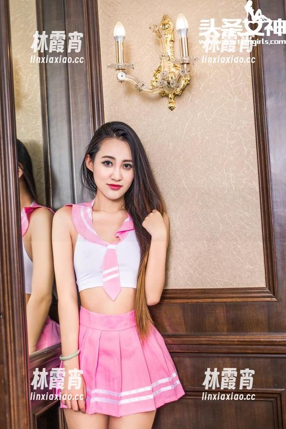 头条女神 - 刘雨露女神图集：福利满满，想不想看？