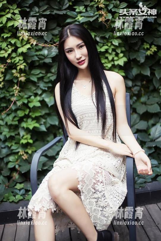 头条女神 - 语溪的美图油亮得让人晃眼，随便分享给朋友们一起羡慕！