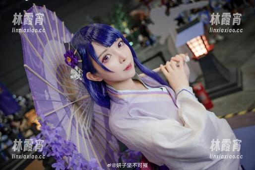 这组妍子坚不可摧的‘圣诞节cos’图包，看完发现我好像也想要变身一回！