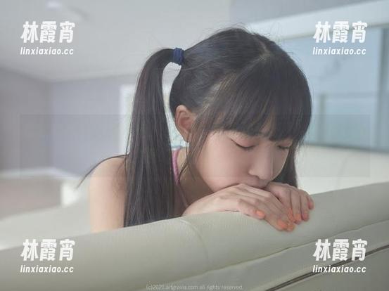 姜仁卿(강인경)在线的双马尾，真是让我忍不住屏息，美图好像在唱歌！