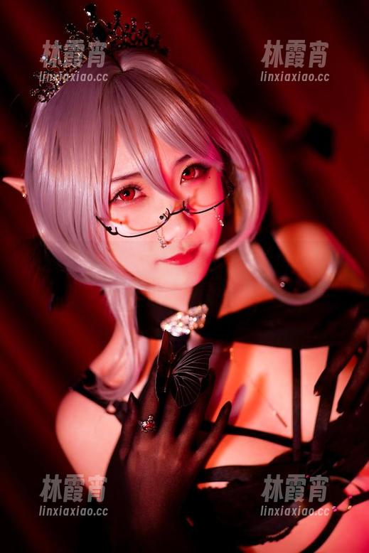 嫣嫣子校园写真最新合集：上线没几分钟，我心脏小鹿乱撞！