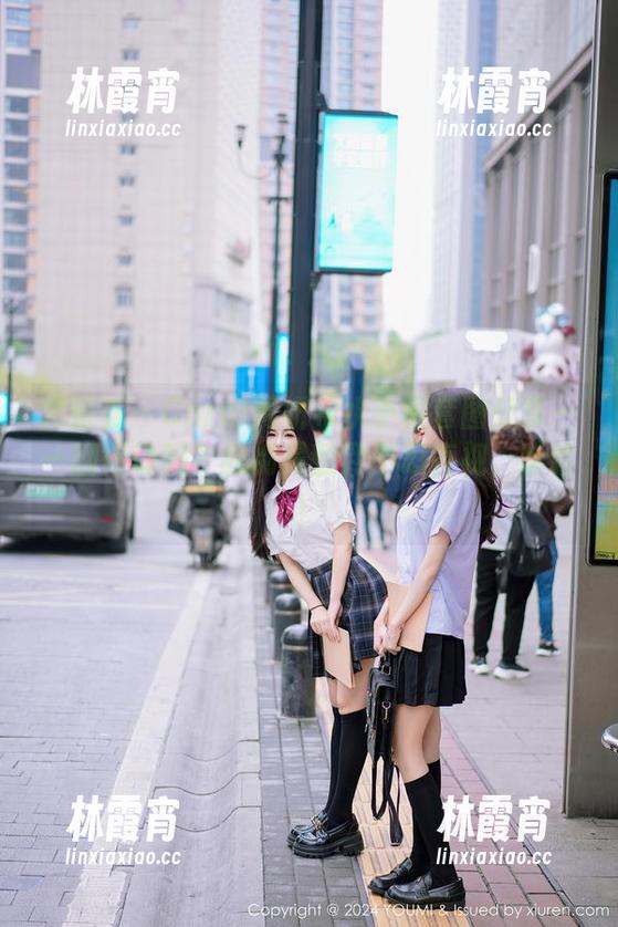 尤蜜荟 - Carol周妍希水手服套图分享——翻得动吗？我倒是翻到不忍直视，哈哈！