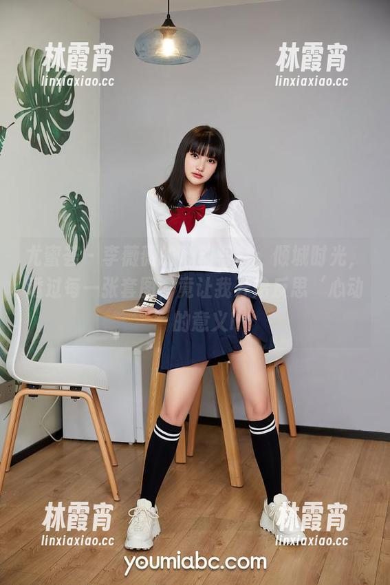 尤蜜荟 - 李薇薇的心动写真：倾城时光，透过每一张套图，竟让我开始反思‘心动’的意义!
