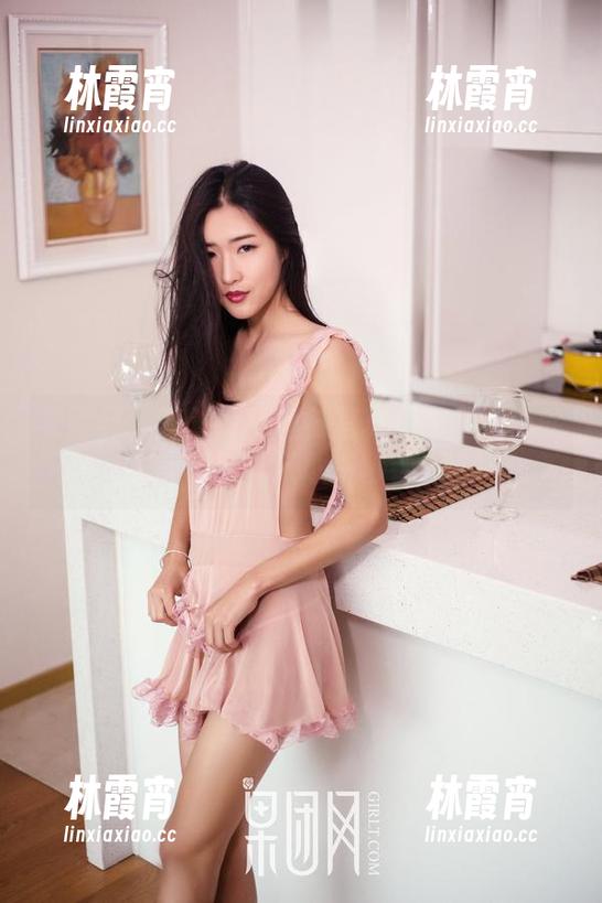 果团网 - 陈迪娅的丝袜写真集：腿瘦心就美，资源获取一秒钟！