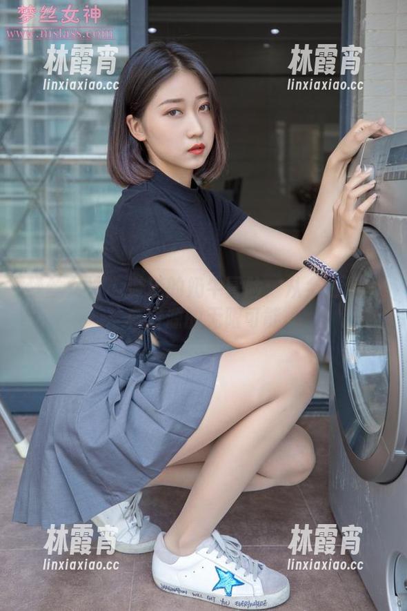 梦丝女神 - 璇璇的奶牛冒险：从乡村到写真资源的无限可能