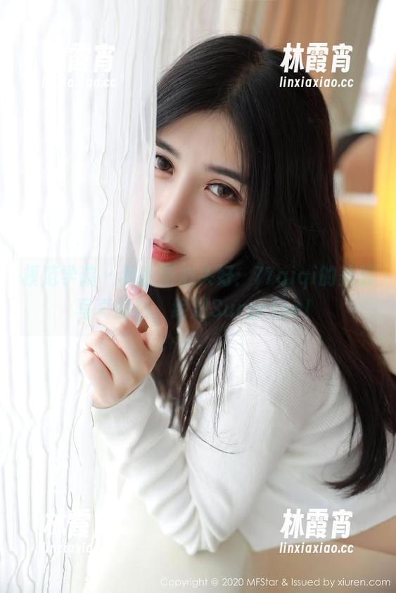 模范学院 - 我的新心头好：77qiqi的美脚写真图包，绝对Surprise！