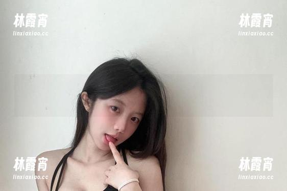 火龙果羊 微密圈 - 当火龙果羊穿上黑连体吊带,美图加资源,简直要让我失控!