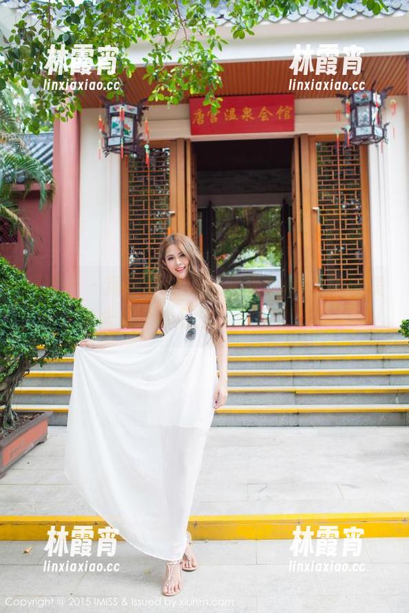 爱蜜社 - 高清揭秘！杨紫嫣Cynthia的美足合集，真是脚踩网络巅峰！