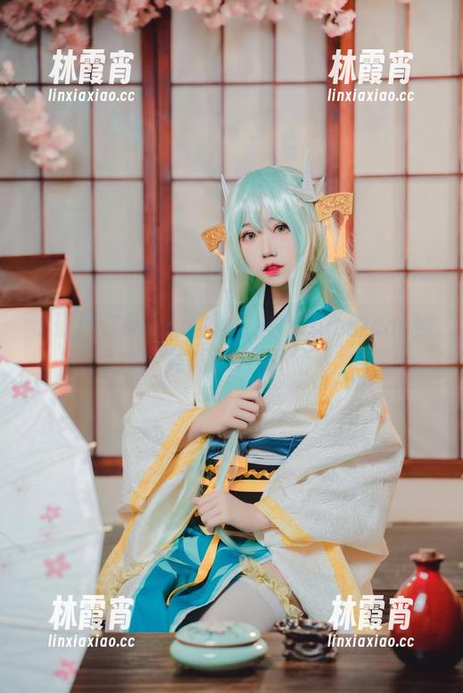 小僵尸变身记：猫君君MaoJun的cos照竟然这么假！
