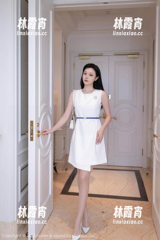 秀人网 - 看！mini米妮穿水手服的美图，分享她的海洋梦吧！