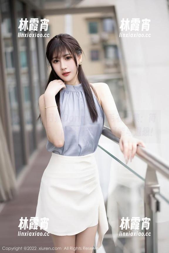 秀人网 - 丹妮Danny私拍毛衣图集：简单的外表下，隐藏着无限的可能与遐想！
