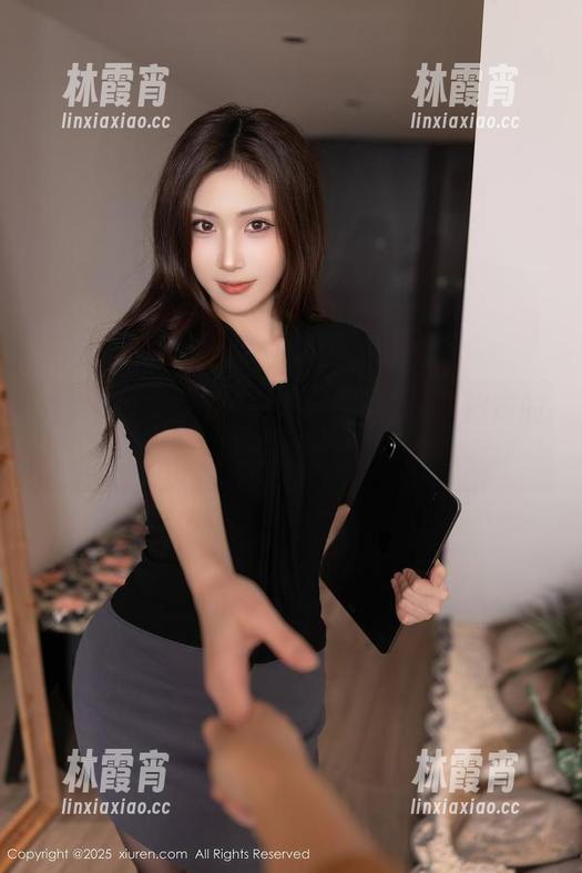 秀人网-大美妞儿 秀人网 - 看!大美妞儿全套写真,旅拍的瞬间真是美得让人窒息!