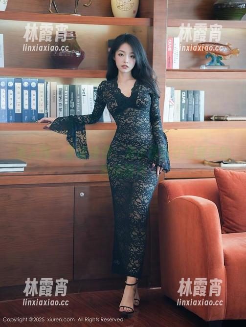 秀人网-是小逗逗 秀人网 - 圣诞特供:是小逗逗在线展示的绝美图片