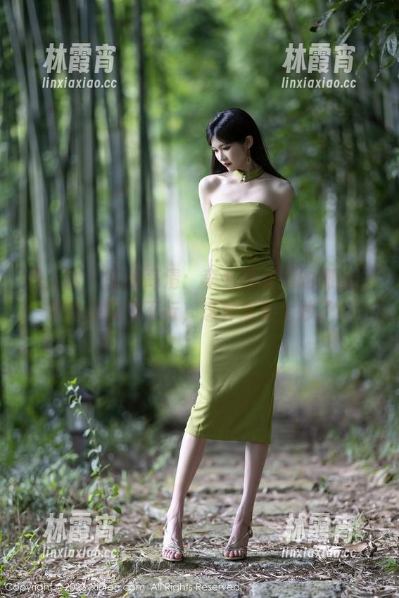 秀人网 - 在线高清：李七喜和她的棉袜，真的是嗨到不行，这种感觉太妙了！