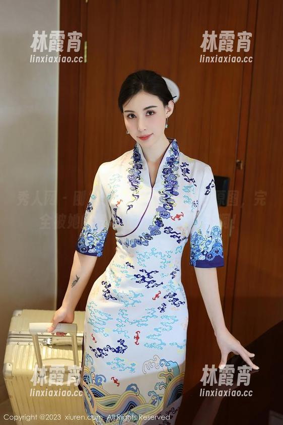 秀人网 - 刚发现的鱼尾fish黑色原图，完全被她的气场征服，放不下手啊！