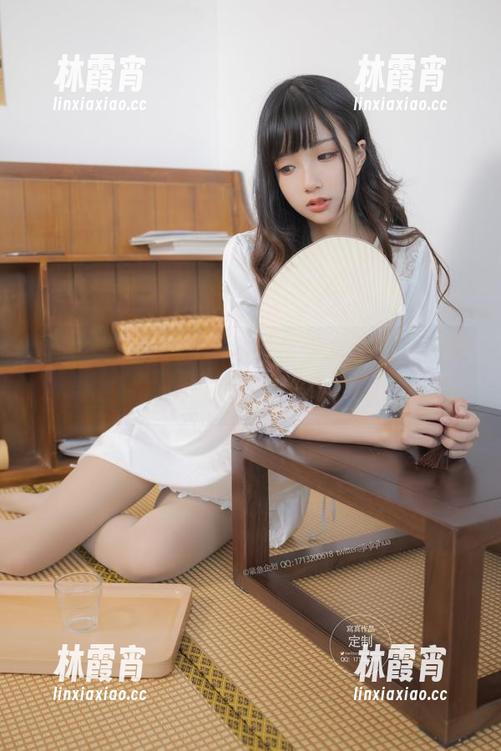 紧急企划-小恩 紧急企划 - 小恩的牛仔裤写真分享,别说我傻,她真的把我看懵了!