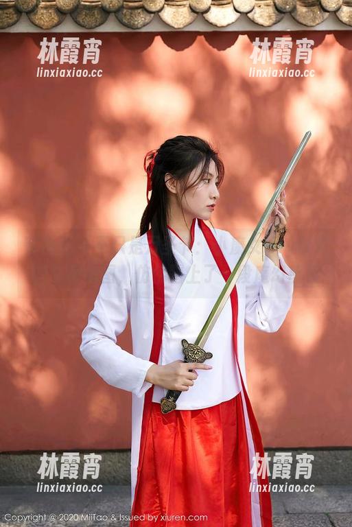 蜜桃社 - 不只是万圣节：小魔女lily带来的私房美图，仿佛踏上了一段魔幻旅程