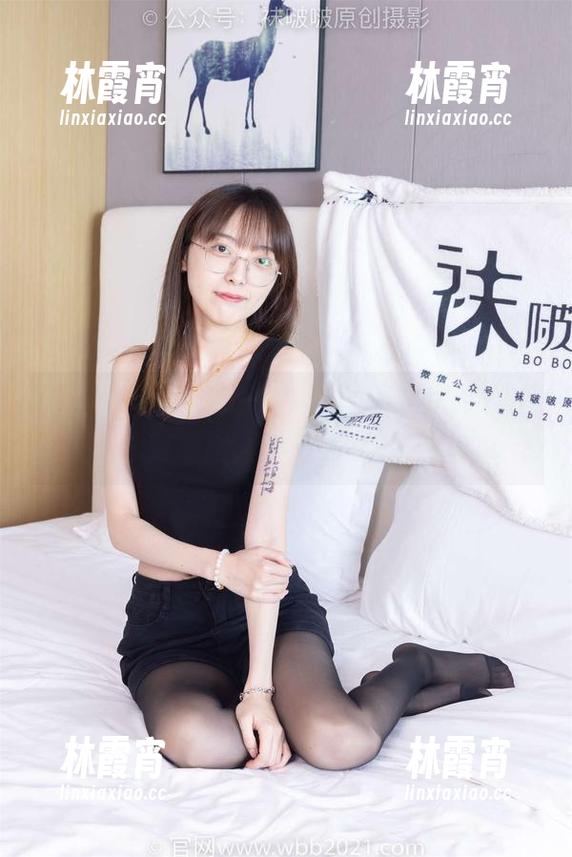 袜啵啵 - 小甜豆穿的aj1板鞋，赶紧来看看这组图，满满的街拍风！