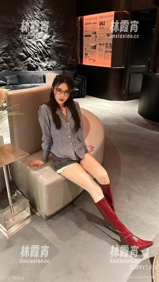 轩子巨2兔 微密圈 - 轩子巨2兔全套特辑,下载后你就是女王的心意!
