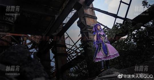 在高清世界里，迷失人形QUQ的学院幻想曲，你会的人偶演奏