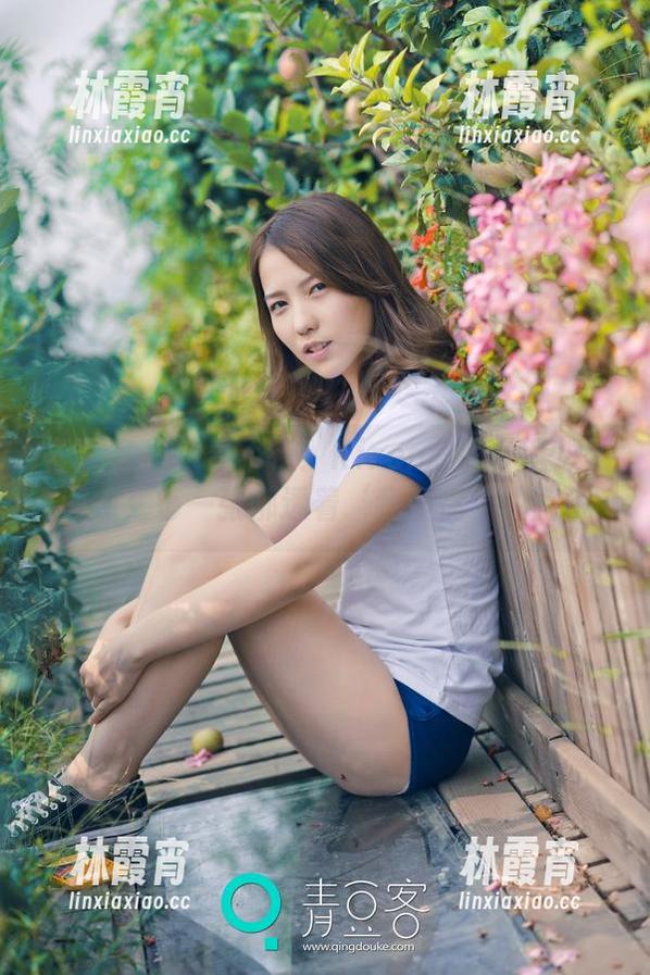 青豆客 - 不看不行！Kiren_程程程少女图包，每一张都透着‘我爱你’的暗示